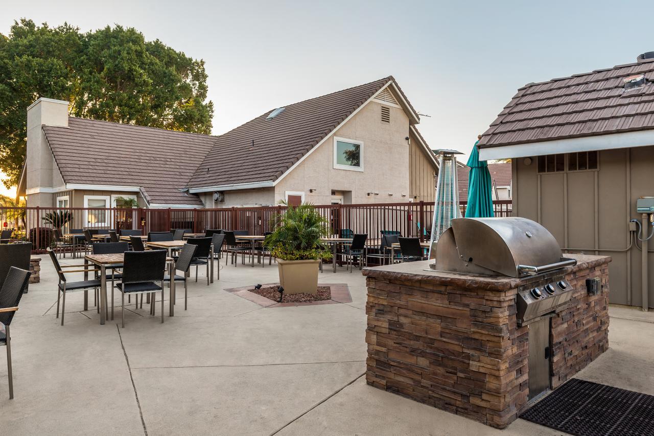 Residence Inn Phoenix Eksteriør bilde